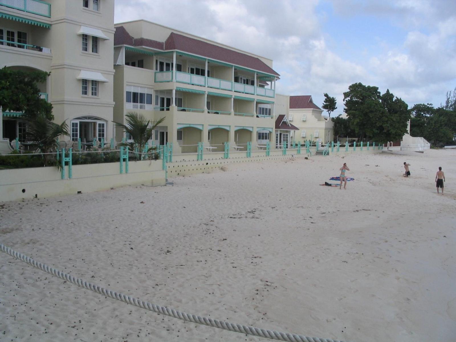 Coral Mist Beach Hotel Bridgetown Extérieur photo