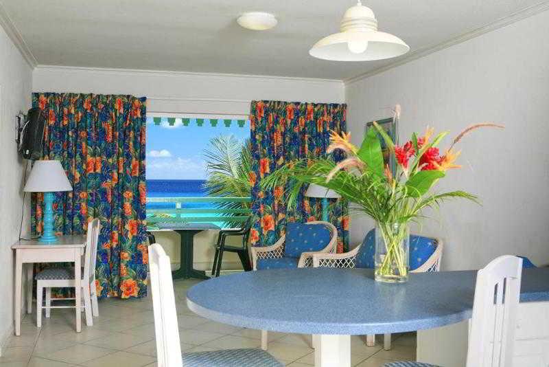 Coral Mist Beach Hotel Bridgetown Extérieur photo
