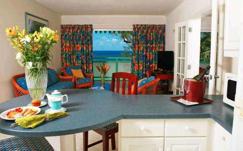 Coral Mist Beach Hotel Bridgetown Extérieur photo