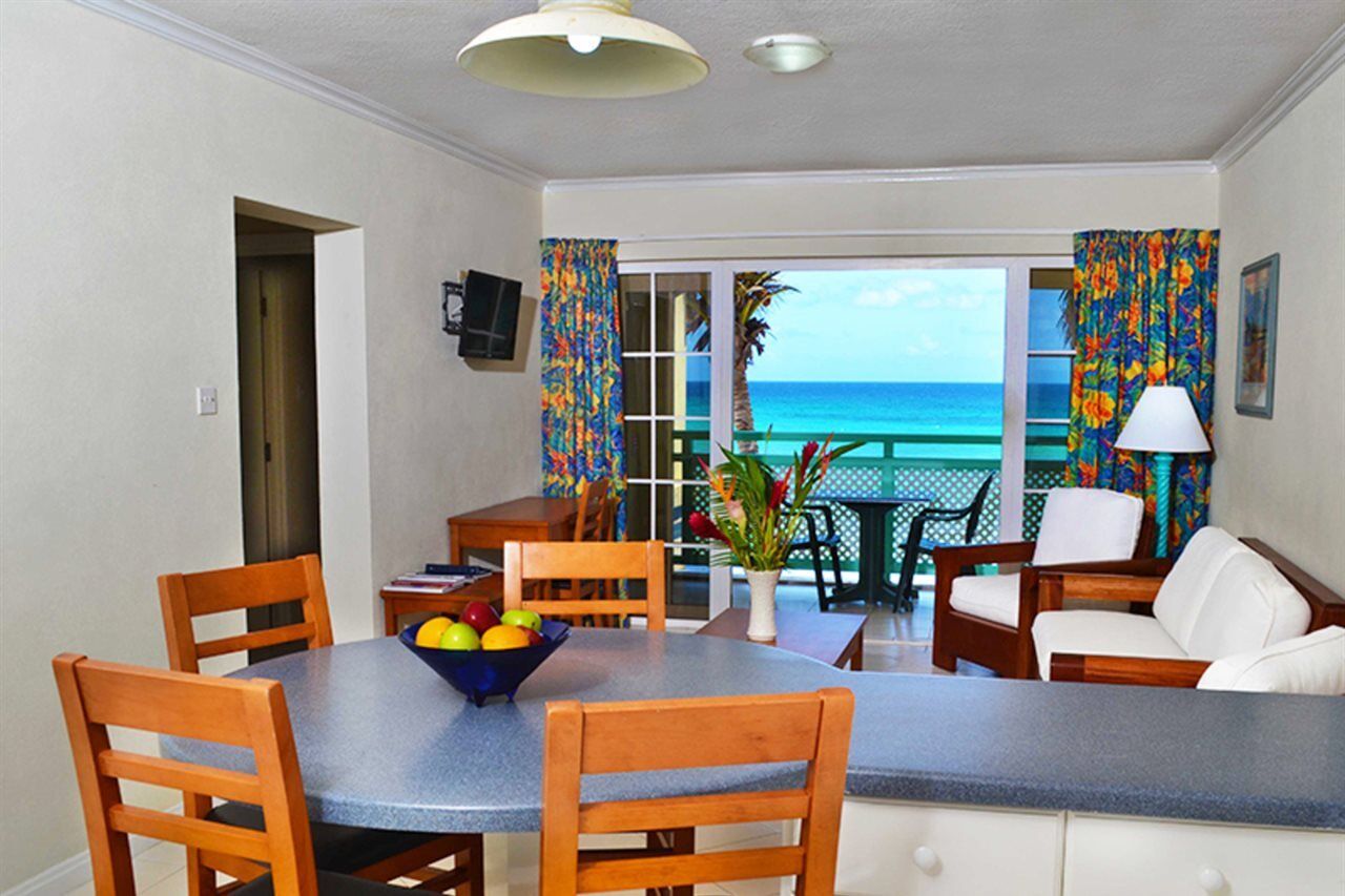 Coral Mist Beach Hotel Bridgetown Extérieur photo